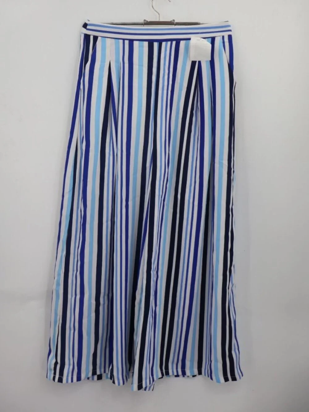 Do+Be Blue White Stripe Wide Leg Crop Pants NWT Nordstrom Size M